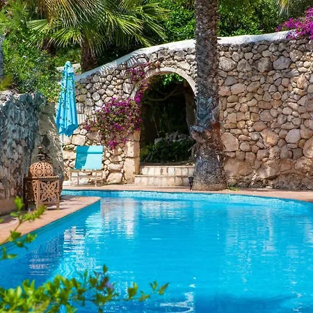 Casa La Premsa At Masia Nur Sitges, Adults Only